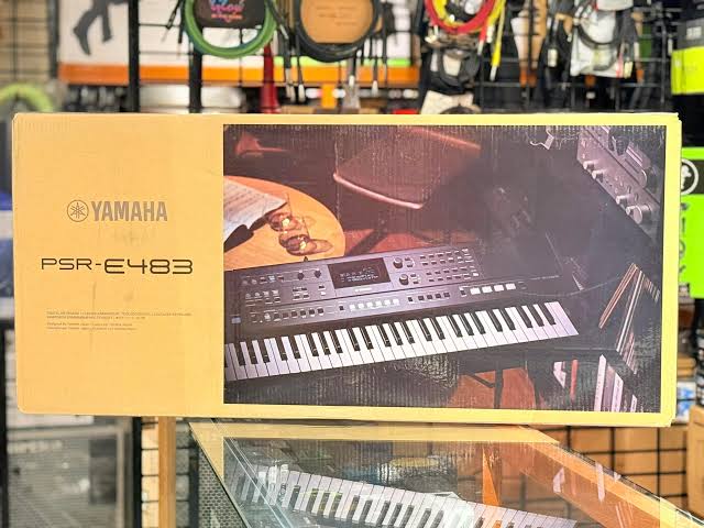 Yamaha psr E 483 portable 61 key keyboard